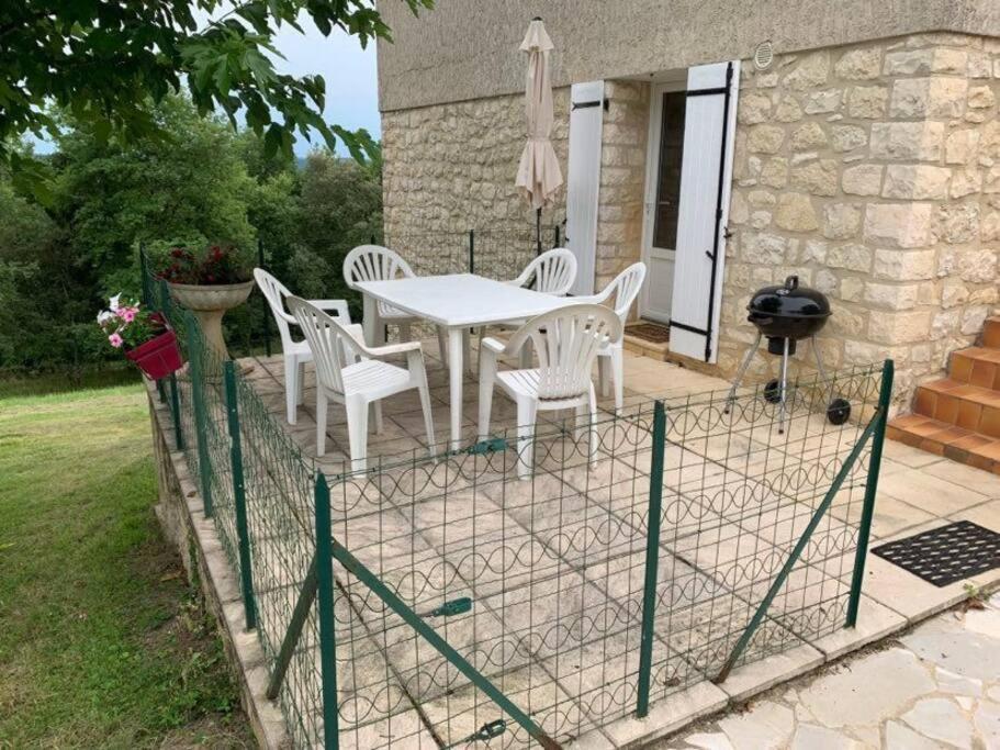 Appartement F1 25M² Les Farges  외부 사진
